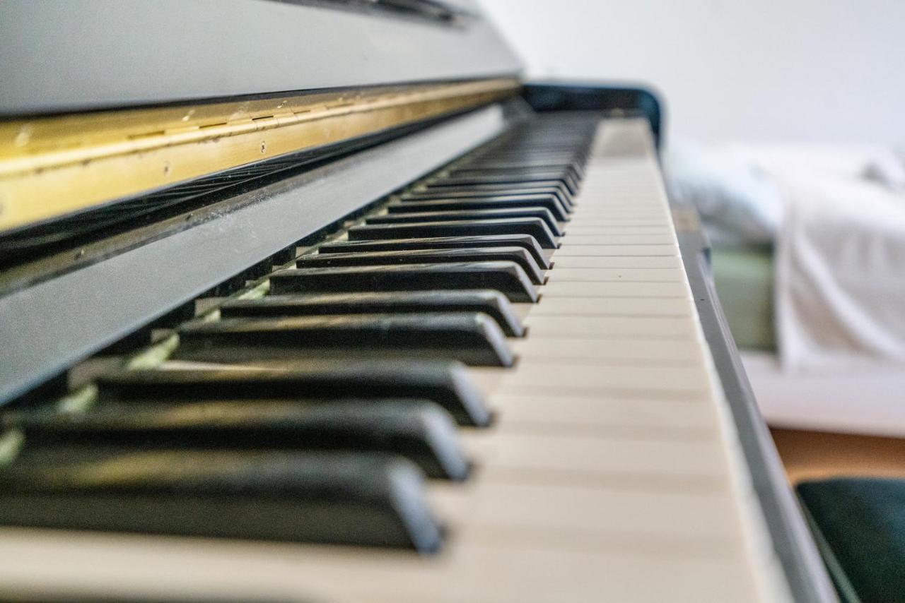 Appartment Piano Oberhaching Εξωτερικό φωτογραφία